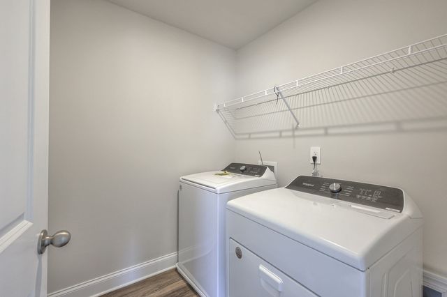1786 Flora Grv, Hermitage, TN 37076