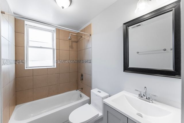 7626 S Drexel Avenue 3E, Chicago, IL 60619