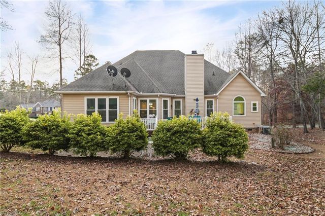 169 Winding Creek Drive, Troutman, NC 28166