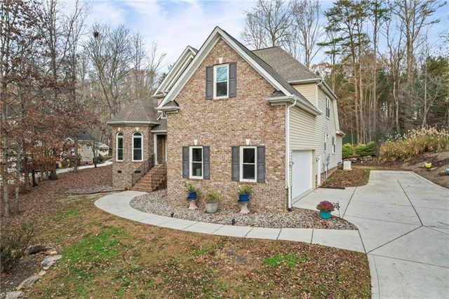 169 Winding Creek Drive, Troutman, NC 28166