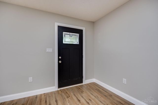 3136 W Pekin Road, Franklin Twp, OH 45066