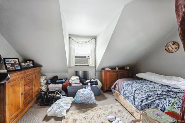 5 Wedgewood Drive, Coram, NY 11727