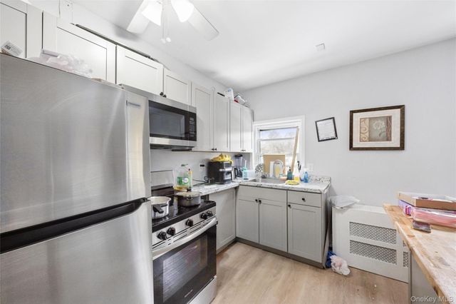 5 Wedgewood Drive, Coram, NY 11727