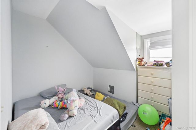 5 Wedgewood Drive, Coram, NY 11727