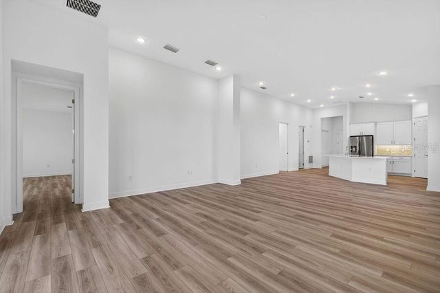 3951 KENNEBUNK LOOP, Mount Dora, FL 32757