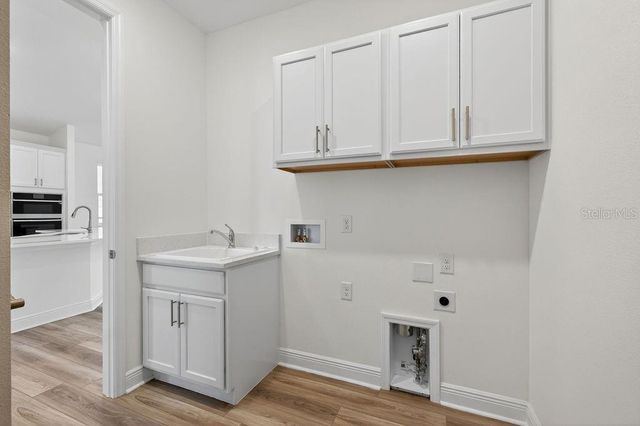 3951 KENNEBUNK LOOP, Mount Dora, FL 32757