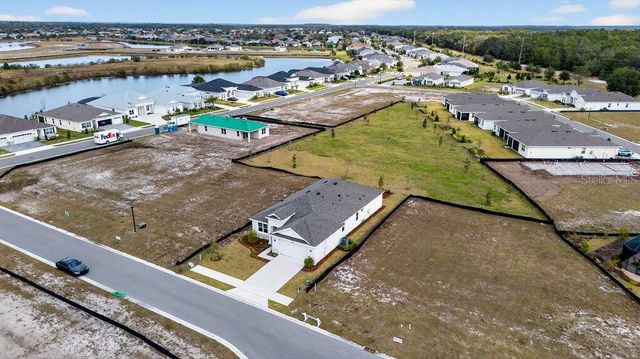 3951 KENNEBUNK LOOP, Mount Dora, FL 32757