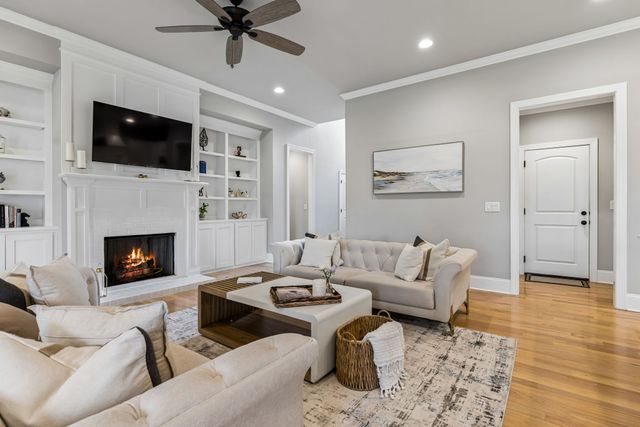 1818 Witt Way Dr, Spring Hill, TN 37174