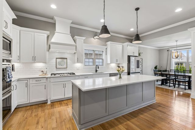 1818 Witt Way Dr, Spring Hill, TN 37174