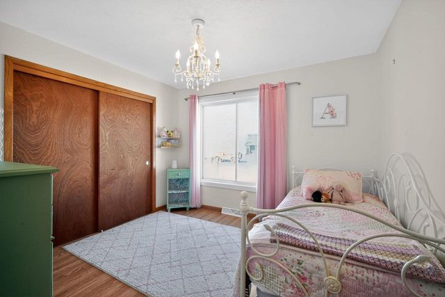 355 Sunny Hill DRIVE, Elkhorn, WI 53121