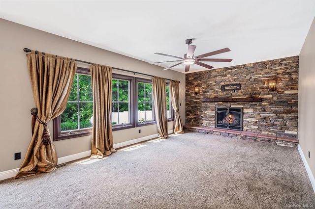 62 Oceanview Boulevard, Manorville, NY 11949