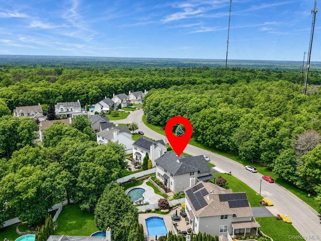 62 Oceanview Boulevard, Manorville, NY 11949