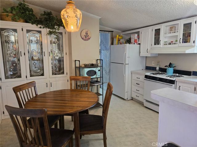 3300 Marvin Drive, Yucca Valley, CA 92284