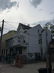 141 Park Ave, Paterson City, NJ 07501