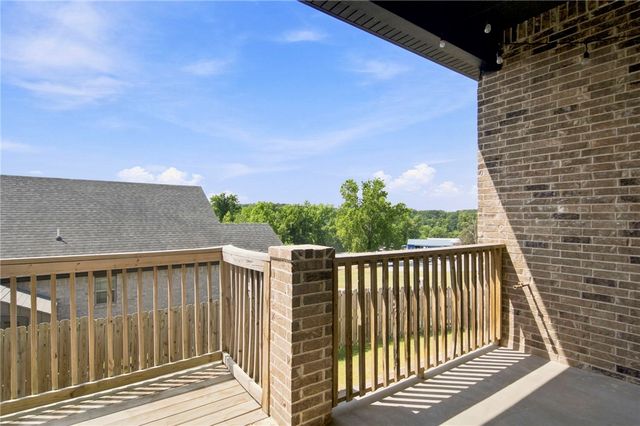 1321 Jefferson Court, Pea Ridge, AR 72751
