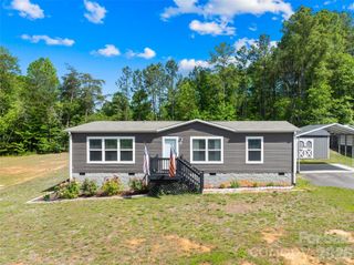 171 Brook Creek Drive, Troutman, NC 28166