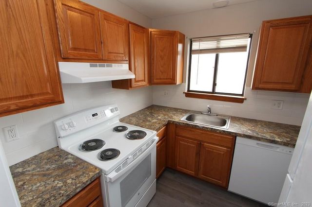 1400 Meriden Road 5-2, Waterbury, CT 06705