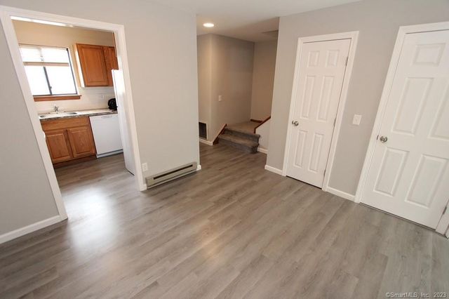 1400 Meriden Road 5-2, Waterbury, CT 06705