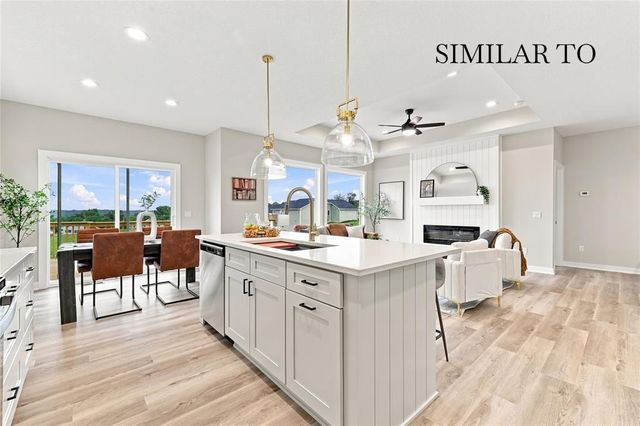 665 NW Georgetown Drive, Waukee, IA 50263