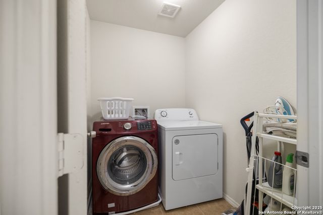 17 OAK PLAZA, San Antonio, TX 78216