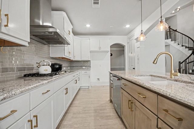 9711 Iberia Way, Sienna Plantation, TX 77459