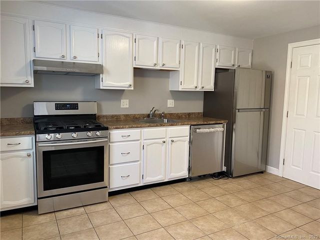 21 Allspice Lane 21, Glastonbury, CT 06033