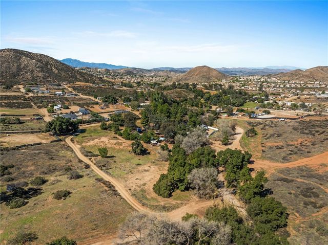 24484 Olive Street, Menifee, CA 92584