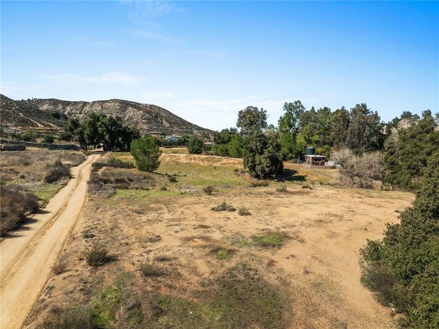 24484 Olive Street, Menifee, CA 92584