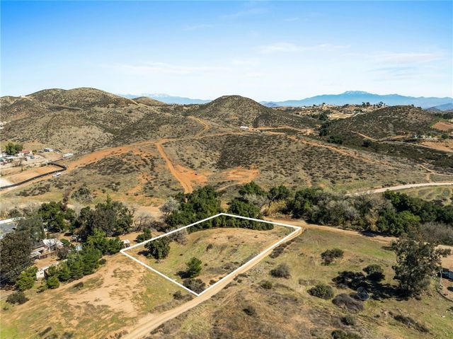 24484 Olive Street, Menifee, CA 92584