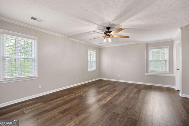 5014 Willow Creek Drive, Woodstock, GA 30188