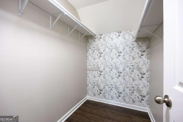 5014 Willow Creek Drive, Woodstock, GA 30188