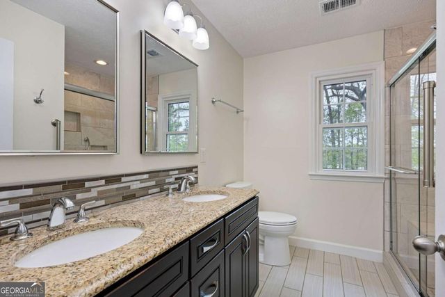 5014 Willow Creek Drive, Woodstock, GA 30188