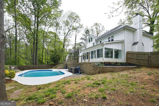 5014 Willow Creek Drive, Woodstock, GA 30188