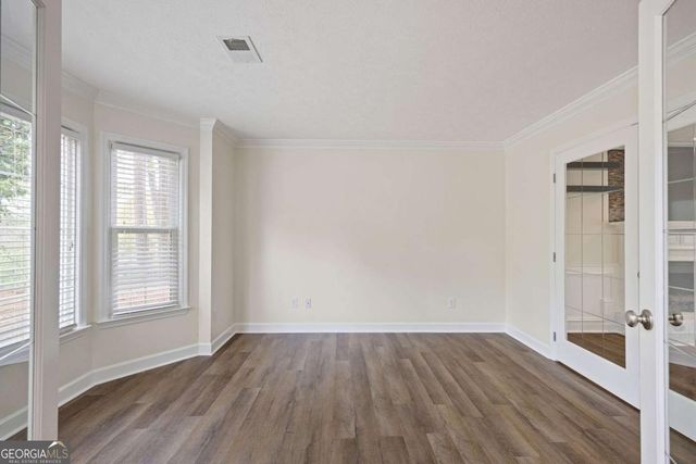 5014 Willow Creek Drive, Woodstock, GA 30188