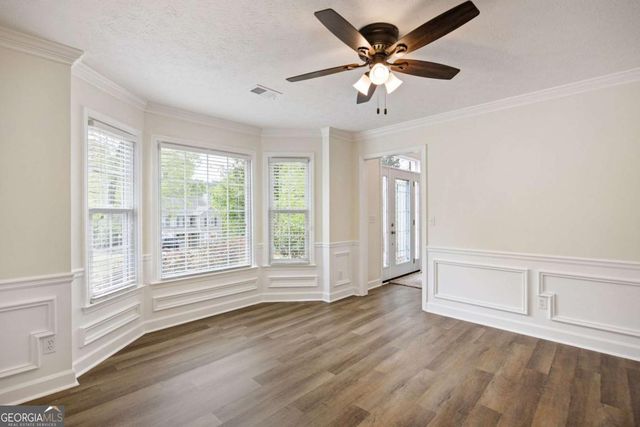 5014 Willow Creek Drive, Woodstock, GA 30188