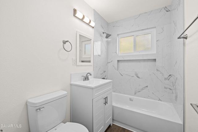 44054 Elm Avenue, Lancaster, CA 93534