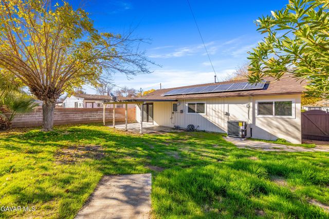 44054 Elm Avenue, Lancaster, CA 93534