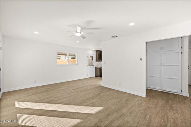 44054 Elm Avenue, Lancaster, CA 93534