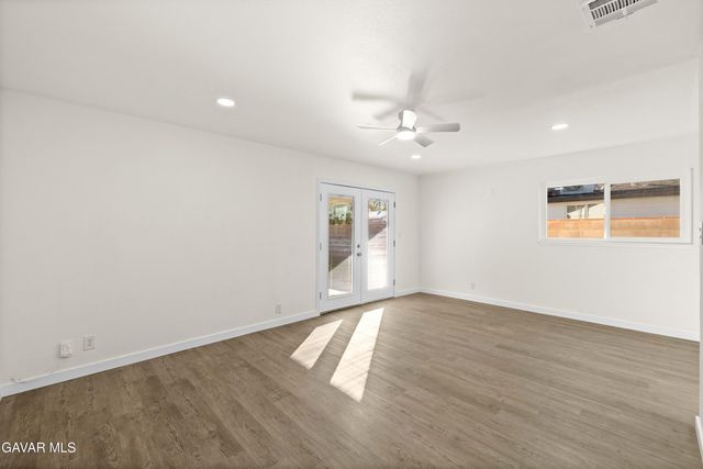 44054 Elm Avenue, Lancaster, CA 93534