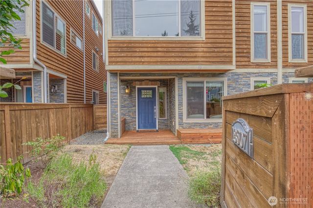 18507 71st Avenue NE, Kenmore, WA 98028