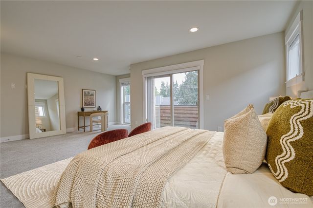 18507 71st Avenue NE, Kenmore, WA 98028