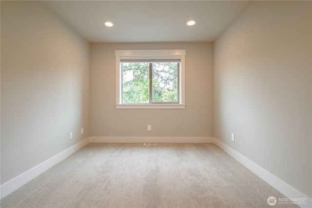 18507 71st Avenue NE, Kenmore, WA 98028