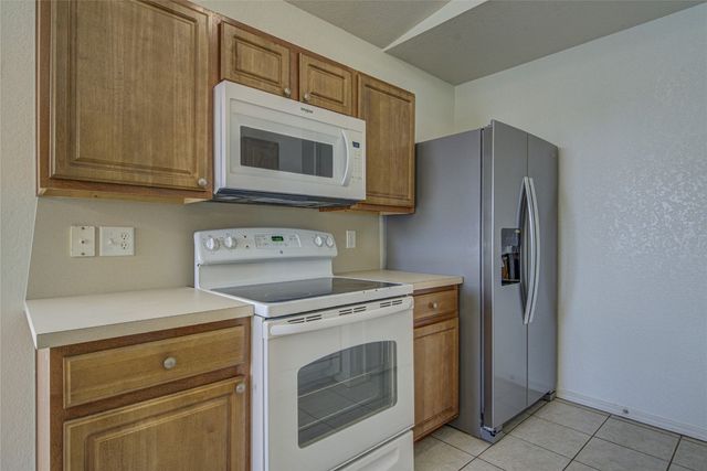 9228 Snowberry Drive, Oklahoma City, OK 73165