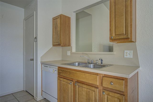 9228 Snowberry Drive, Oklahoma City, OK 73165