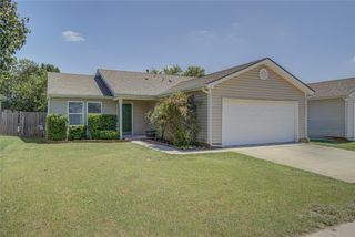 9228 Snowberry Drive, Oklahoma City, OK 73165