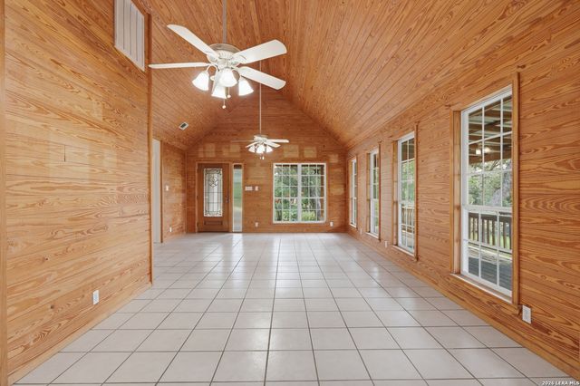 711 Wild Turkey Run, New Braunfels, TX 78132
