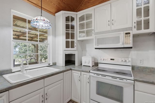711 Wild Turkey Run, New Braunfels, TX 78132