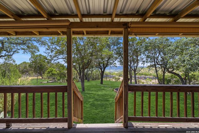 711 Wild Turkey Run, New Braunfels, TX 78132