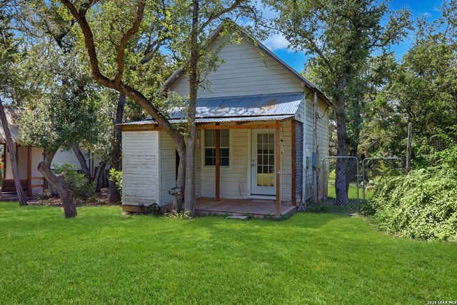 711 Wild Turkey Run, New Braunfels, TX 78132