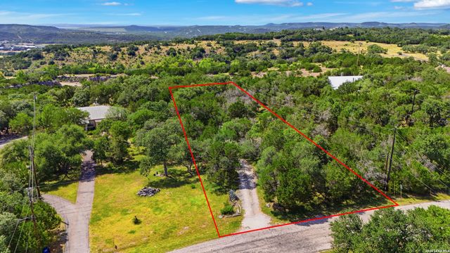 711 Wild Turkey Run, New Braunfels, TX 78132